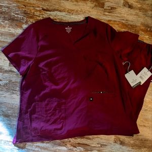 Brand new Beyond Scrubs 2xl